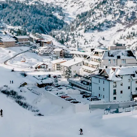 Hotel - Hike & Bike By Austria Bellevue 4*