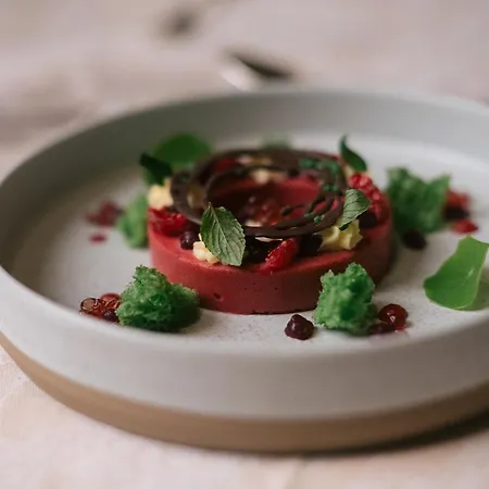 By Gourmet & Wine Austria Hotel 4*