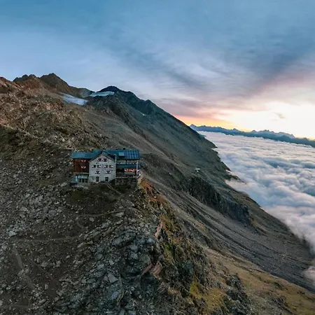 - Hike & Bike By Austria Bellevue 4* Обергургль